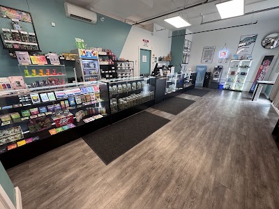 Floyd's Fine Cannabis on Division