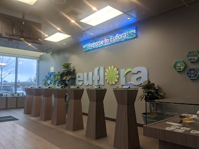 Flyhi Cannabis Dispensary- Aurora