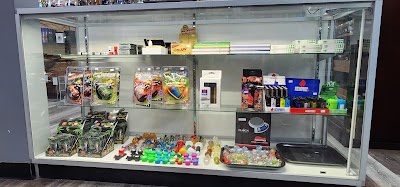 Four20 Giggles (Vape Shop, Cannabis Dispensary & Weed Store)