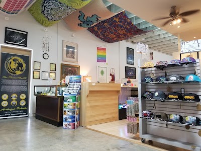 Friendly Market Dispensary & Kratom Shop on Porter