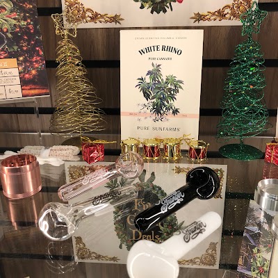 Friendly Stranger Cannabis Culture Shop | Toronto (Danforth Ave) Weed Store