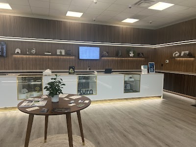 Goldflower Cannabis Dispensary Largo