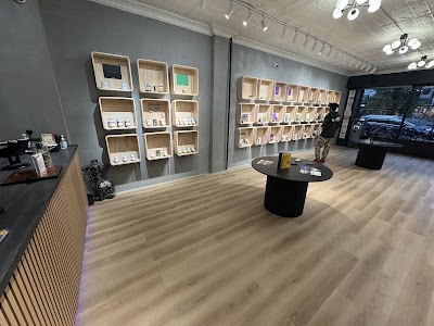 Grams Cannabis Dispensary & Delivery