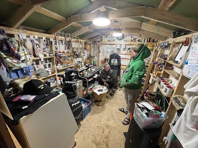 Grassroots Trading Post & Craft Cannabis