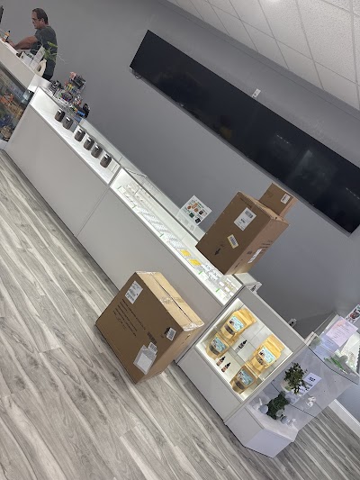 Green Line Recreational Dispensary No Medical Card Required