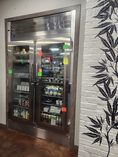 Hamiltons Bud and Bloom Dispensary - Broken Arrow