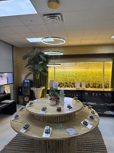 Heaters Dispensary Flower by ALTVM