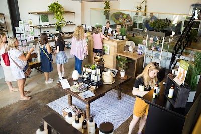 Hempfield Apothetique