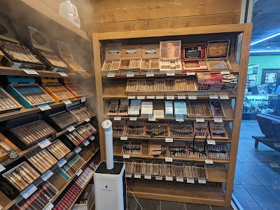 Hi Roots Cannabis Co. / Vape Head