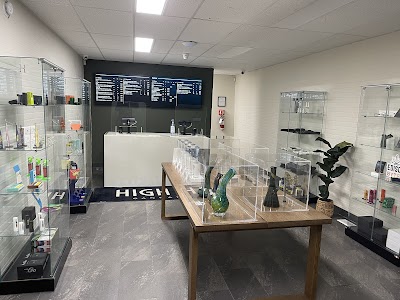 High Ties Cannabis Store - Alexandria Ontario