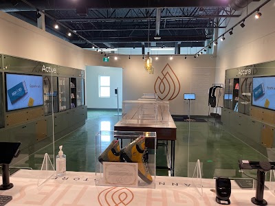 High Ties Cannabis Store - Tenth Line Orleans