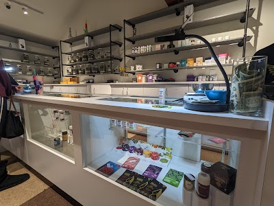 Higher Love Cannabis Dispensary Ironwood
