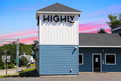 HIGHLY Recreational Dispensary (Adult use 21+) - Woolwich