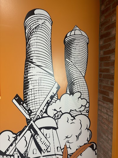 Holland Daze | Erin Mills