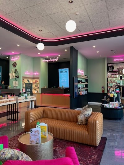 Ivy Hall Dispensary - Logan Square