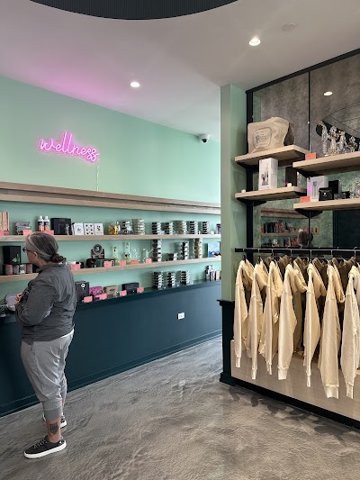 Ivy Hall Dispensary - Waukegan