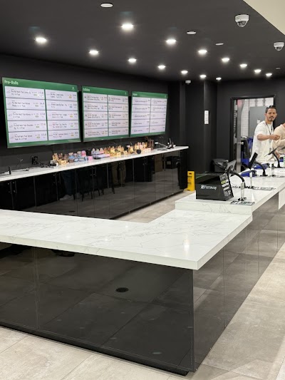 Le Flora - Manhattan Cannabis Store