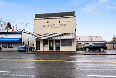 Lucky Lion Weed Dispensary Portland Hwy 84 & Halsey