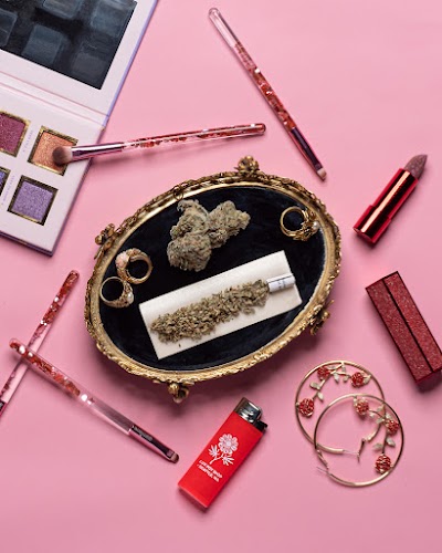 Lux Pot Shop Ballard