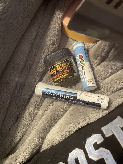 Mango Cannabis Weed Dispensary Lansing