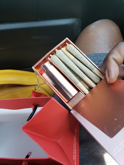 MedMen LAX Weed Dispensary & Delivery Service