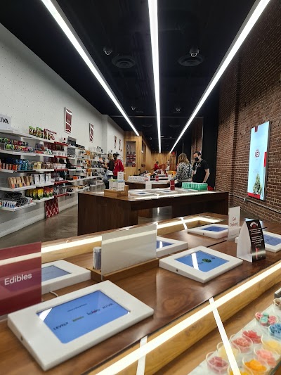 MedMen Weed Dispensary DTLA