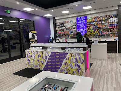 Mood Cannabis Company - Center Line