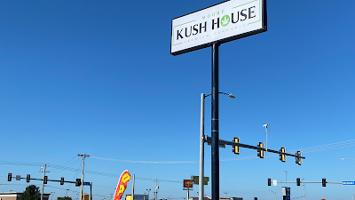 Moore Kush House