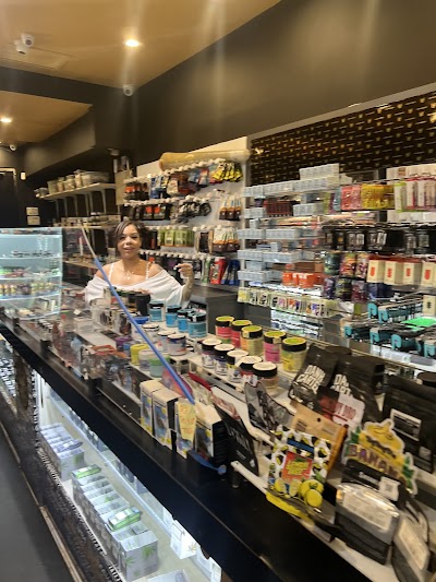 MUHA MEDS Los Angeles Dispensary