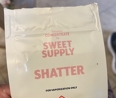 MÜV Dispensary Naranja