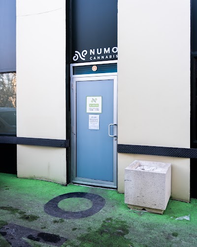 NUMO Cannabis - Edmonton (Oliver 124 St) Weed Store