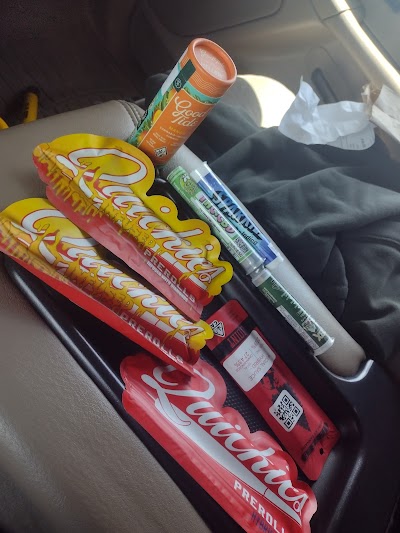 Off The Charts - Dispensary in Riverbank