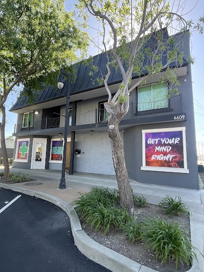 Off The Charts - Dispensary in Riverbank