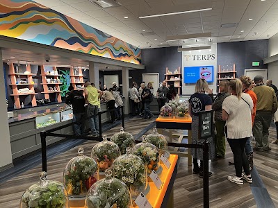 Pettals Cannabis Dispensary - Attleboro