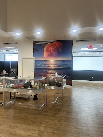 Planet 13 Neighborhood Store West Palm Beach - North