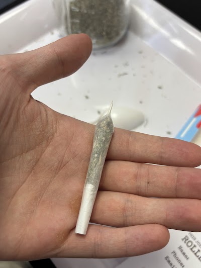 Pop's Cannabis Co. | Mississauga (Central Parkway) Weed Store