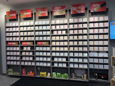 Pop's Cannabis Co. | Sturgeon Falls Weed Store