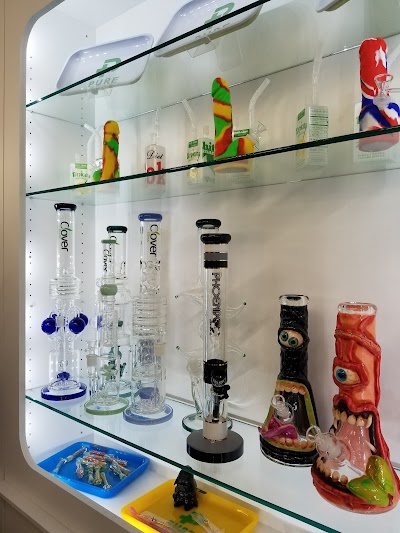 Pure Cannabis Outlet - New Baltimore Cannabis Dispensary