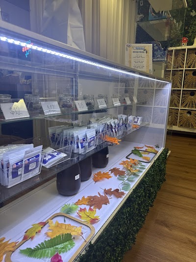 Pure Shaka CBD & THC