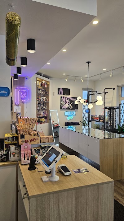 Purple Meadow Cannabis - Downtown Ottawa