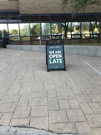 Quality Roots Cannabis Dispensary - Corunna