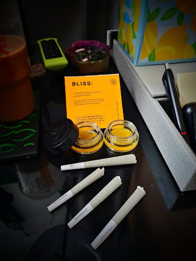RISE Medical & Recreational Dispensary Naperville