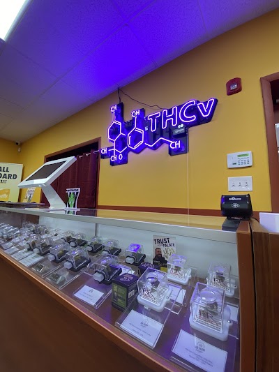 RR Legacy Cannabis & Weed Dispensary Glens Falls