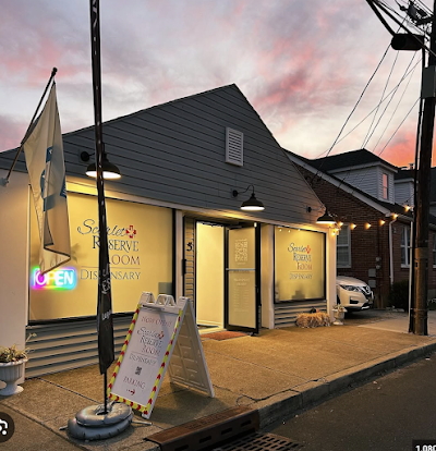 Scarlet Reserve Room