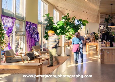 SeaWeed Co. - Portland Adult-Use Cannabis (Recreational Marijuana)