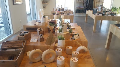 SeaWeed Co. - South Portland Recreational Cannabis