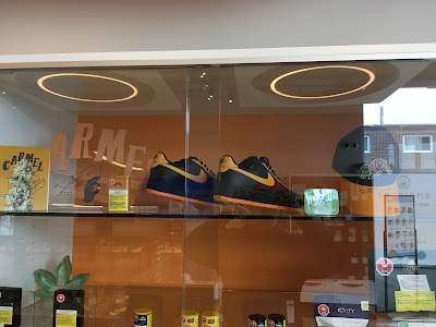 Sessions Cannabis Stoney Creek (Highway 8)