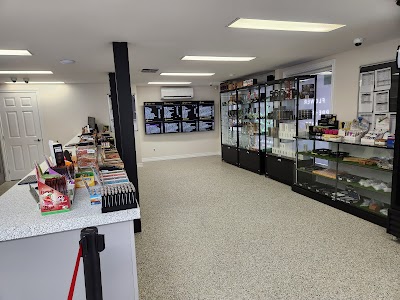 Shinybud Cannabis Co. 1500 Main