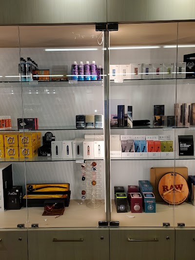 ShinyBud Cannabis Co. 299 Main