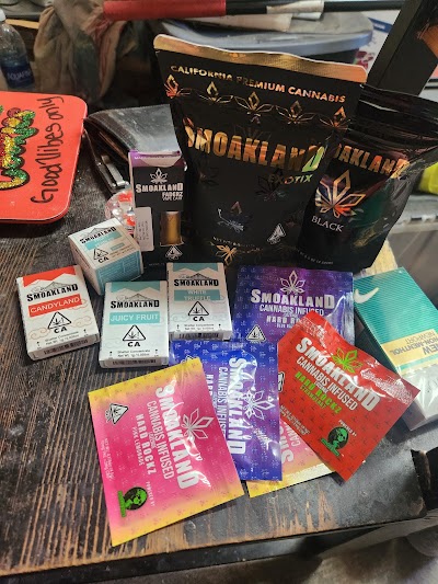 Smoakland Weed Delivery